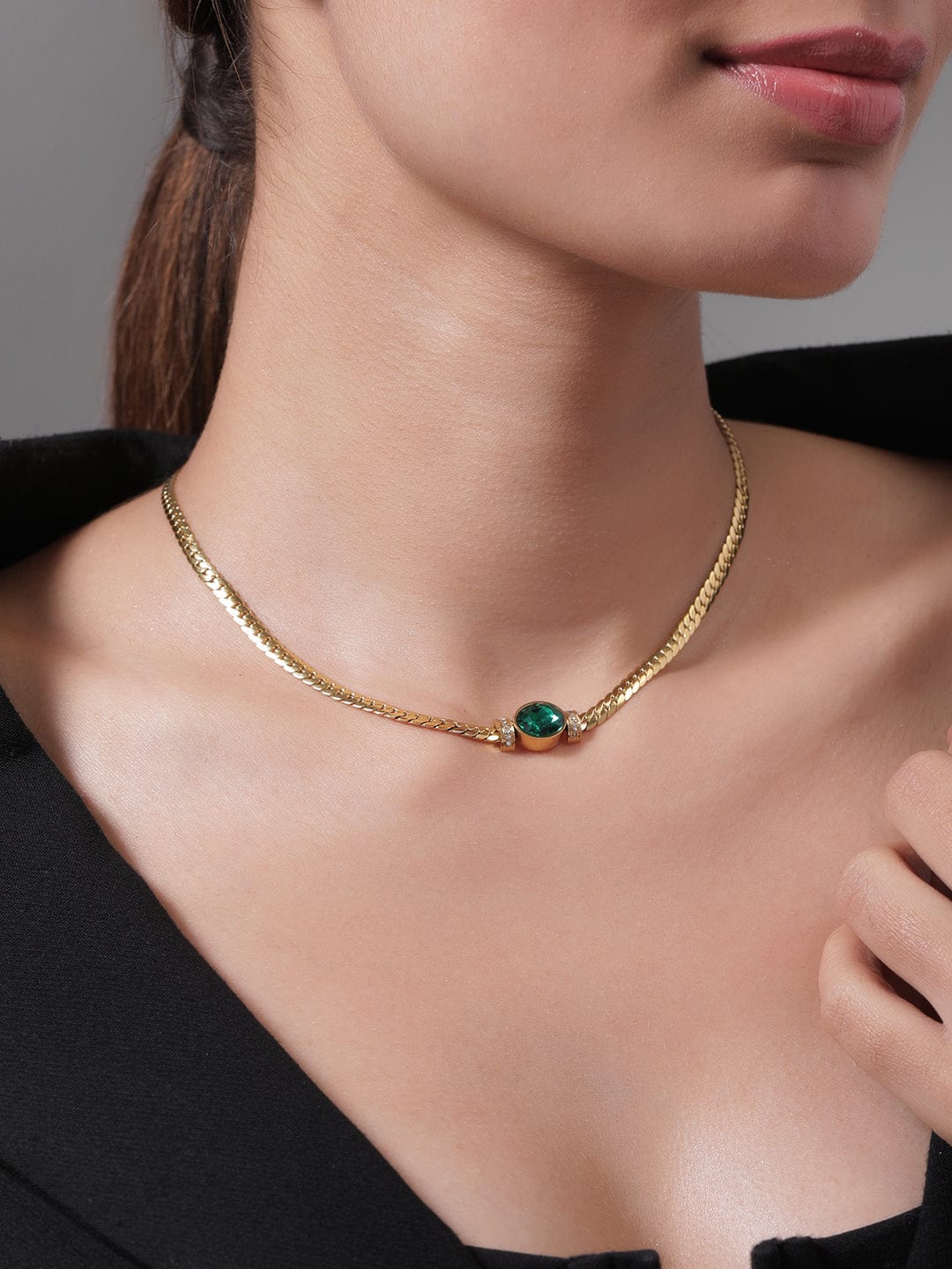 18k-gold-plated-stainless-steel-tarnish-free-waterproof-emerald-cz-studded-necklace-necklace-chains-37193464316078.jpg