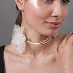 Elegant Off-White Floral Organza Choker Necklace - Fashionable Statement Jewelry - White