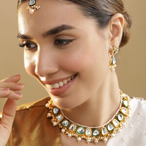 Gold Plated Kundan & Green Enamelled with White Pearls Jewellery Set - Gold
