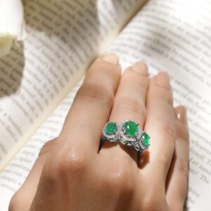 Rhodium Plated Emerald Green Zirconia Studded Ring - Silver