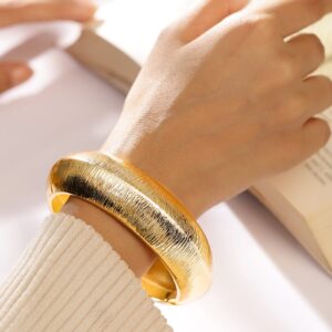 18K Gold-Plated Textured Bold Statement Openable Bangle Bracelet - Gold