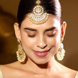 24K Gold Plated Kundan & Pearls Earrings & Maang Tikka Set - Gold