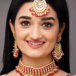 Gold-Toned & Red Kundan Studded Jewellery Set - Gold