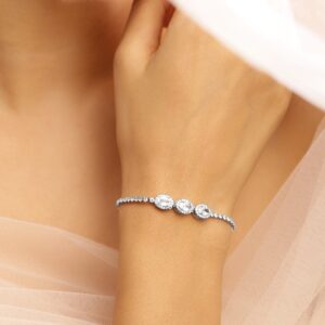Rhodium-Plated White CubicZirconia Adjustable Pull Chain Bracelet Elegant & Stylish - Silver